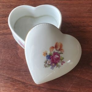 Vintage Porcelain Heart Trinket Box Made in German Democratic Republik